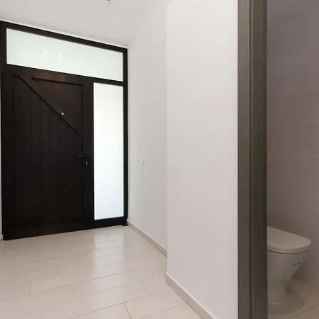 Villa Canaria Modern 3 Bedroom Jaccuzi Playa Feñabe