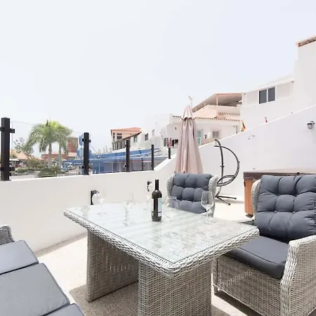 Villa Canaria Modern 3 Bedroom Jaccuzi