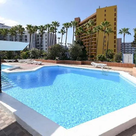 Canaria Modern 3 Bedroom Jaccuzi Villa